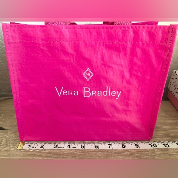 🆕 Vera Bradley Insulated Toiletry Bag - Picture 8 of 9